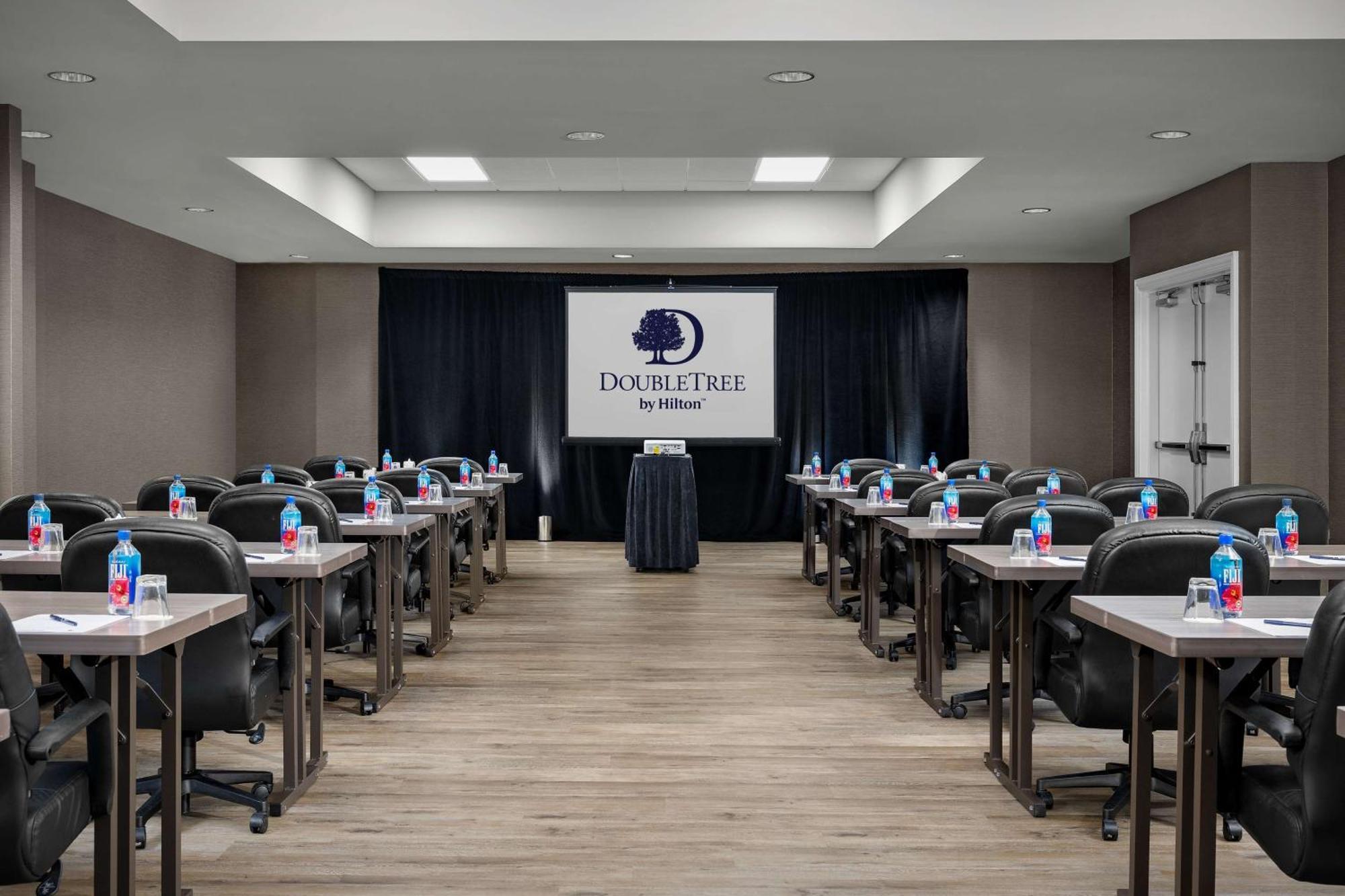 Doubletree By Hilton Chicago O'Hare Airport-Rosemont Ξενοδοχείο Εξωτερικό φωτογραφία