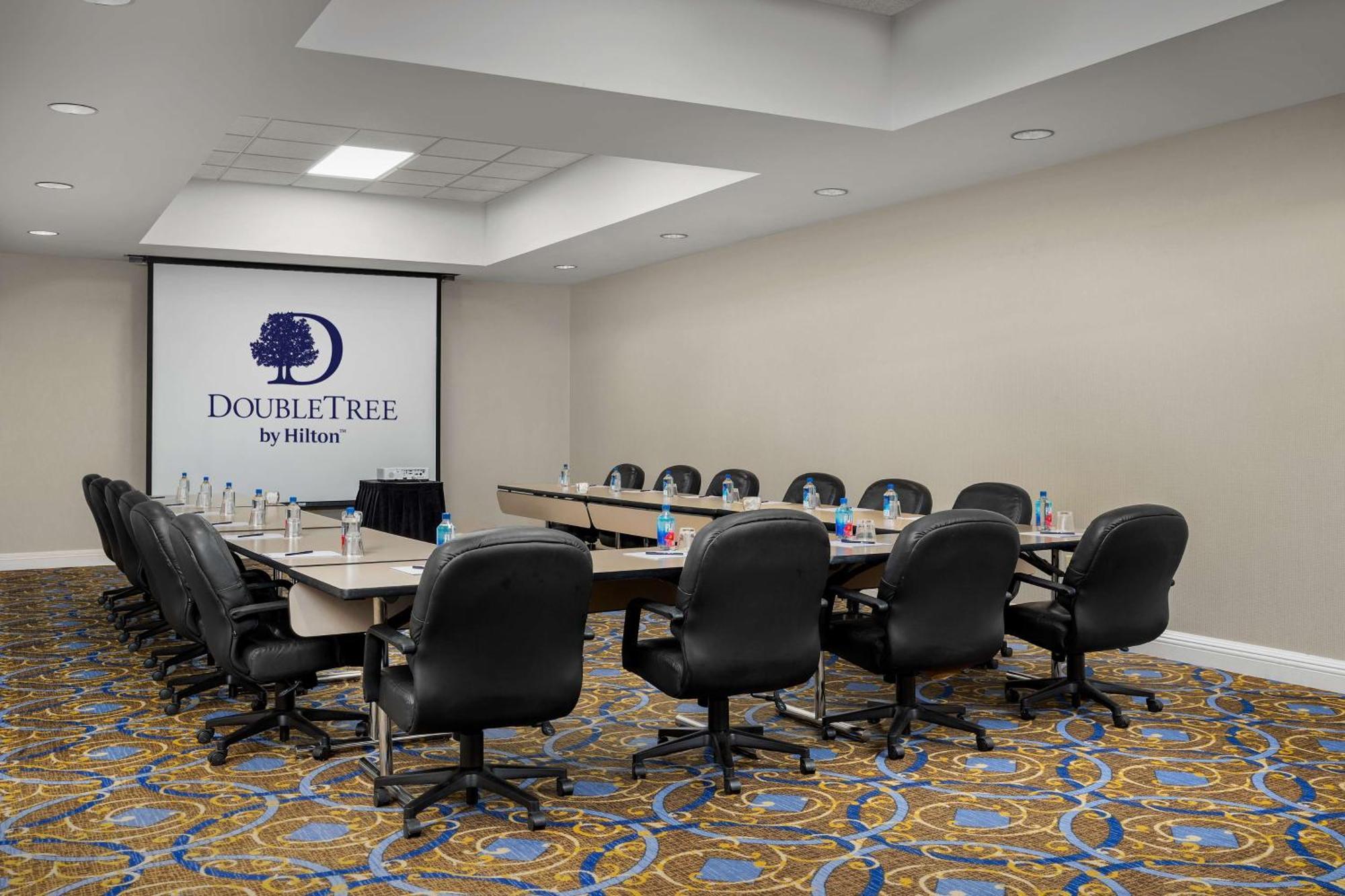 Doubletree By Hilton Chicago O'Hare Airport-Rosemont Ξενοδοχείο Εξωτερικό φωτογραφία